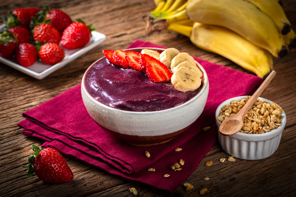 Açai,With,Strawberry,And,Banana.,Brazilian,Acai.
